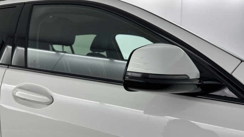 BMW 1 Series 118i [136] Sport 5dr [Live Cockpit Professional] Petrol Hatchback